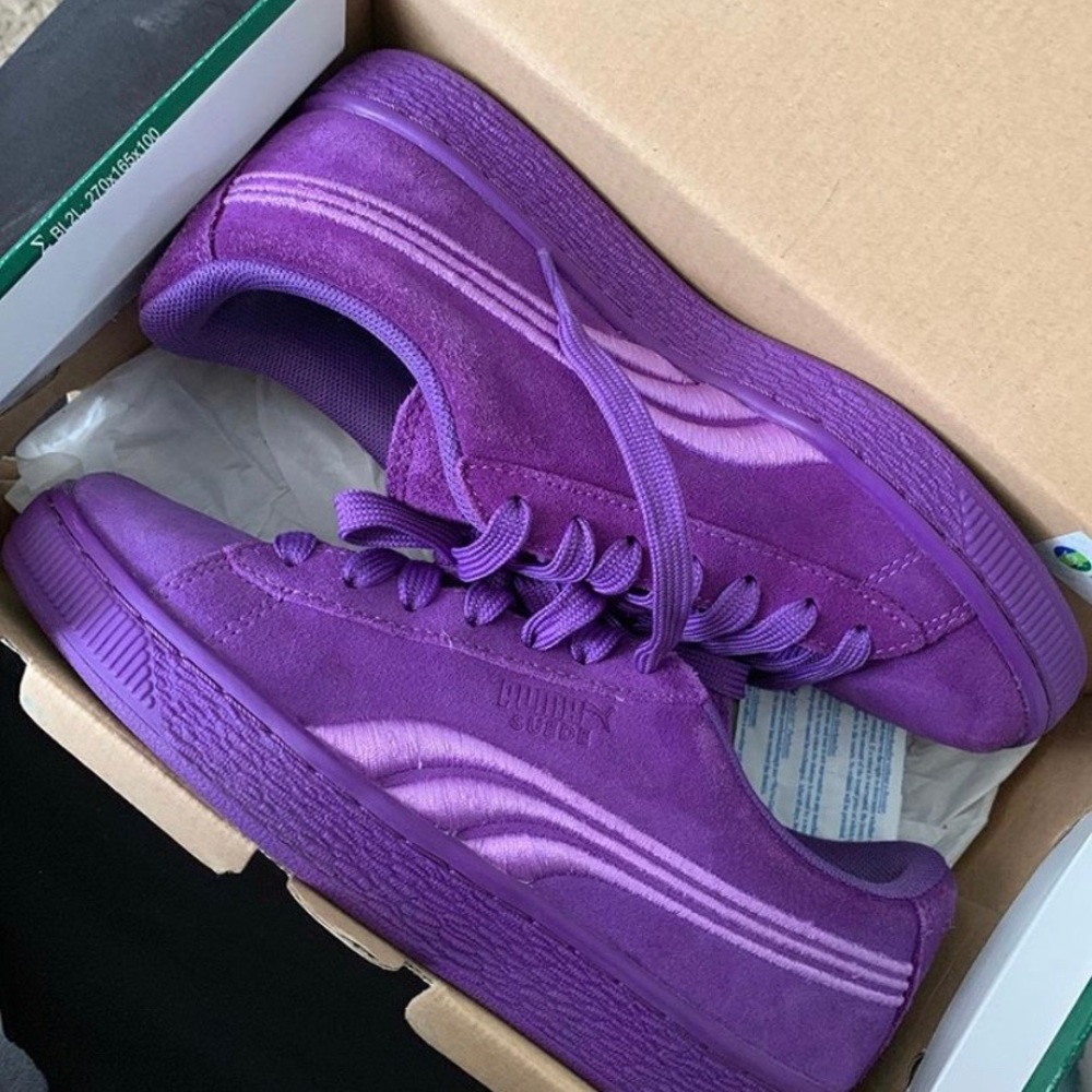 Purple pumas